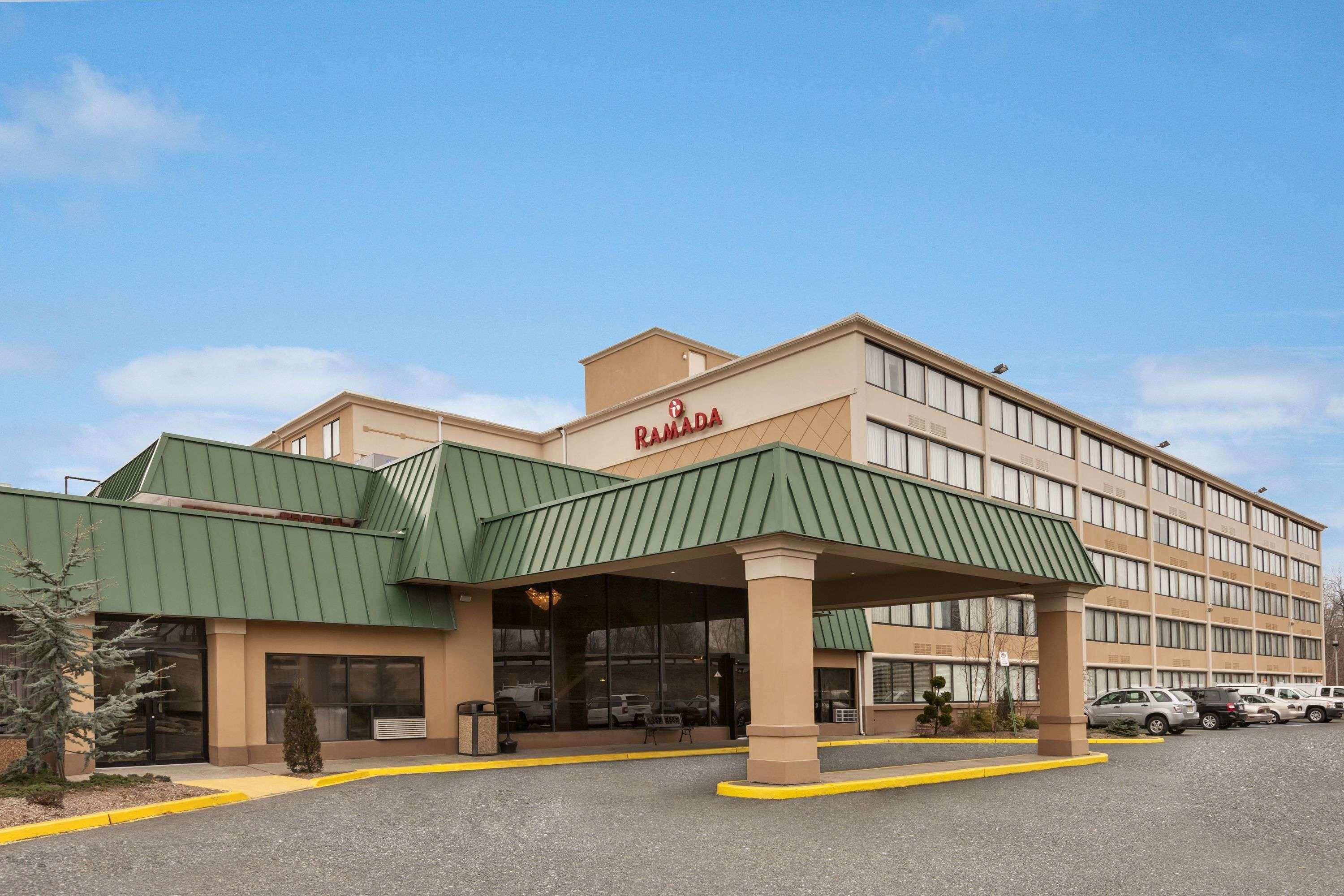 Ramada By Wyndham Rochelle Park Near Paramus Экстерьер фото